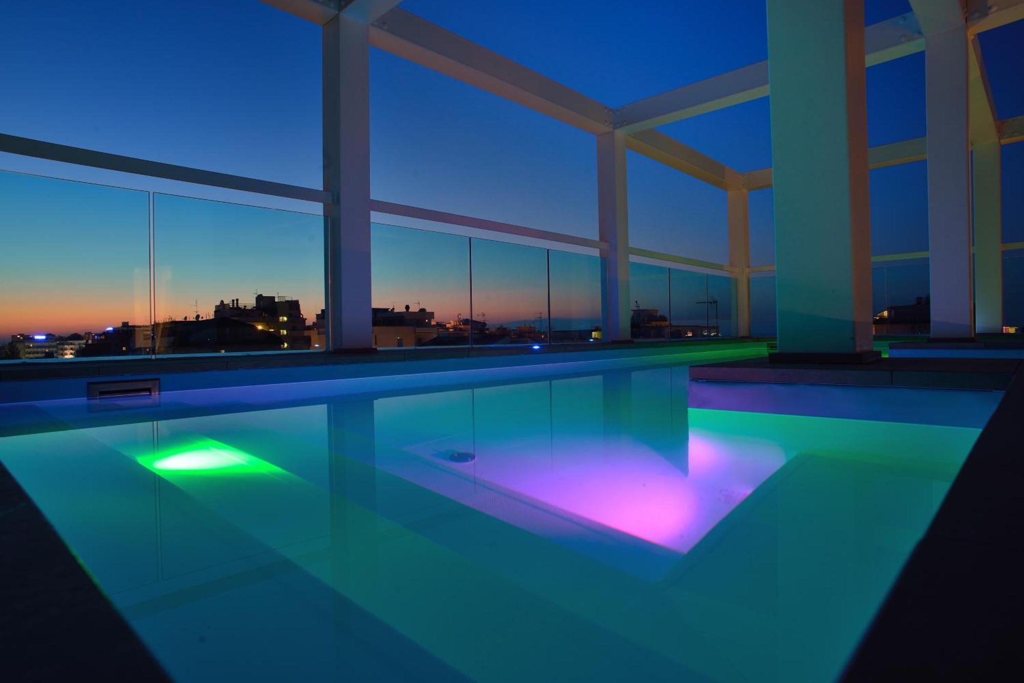 Embassy Hotel & Spa Cattolica Kültér fotó